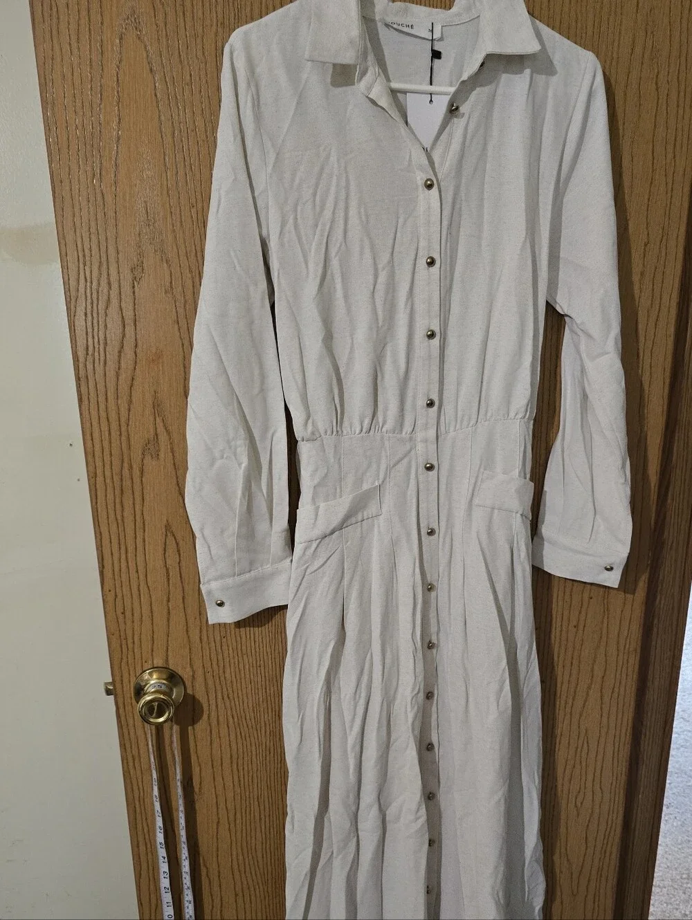 Nwt.TOUCHE Button-Front Long Sleeve Shirt Dress in Bone Color. - Picture 2 of 4